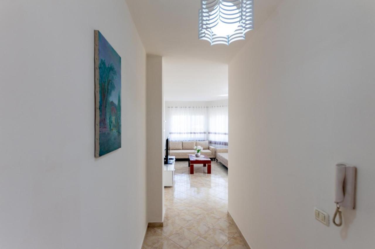 Spacious 2 Bedroom Apartment In Durres Beach Ngoại thất bức ảnh